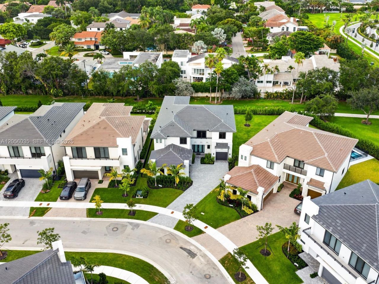 19701 NE 16 Pl , Miami, FL 33179 Photo