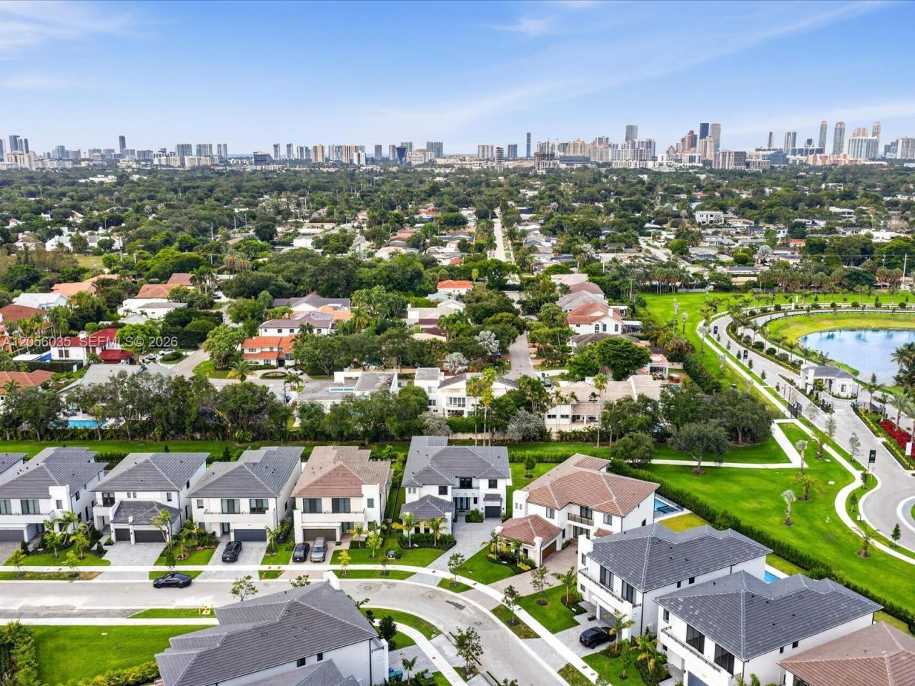 19701 NE 16 Pl , Miami, FL 33179 Photo