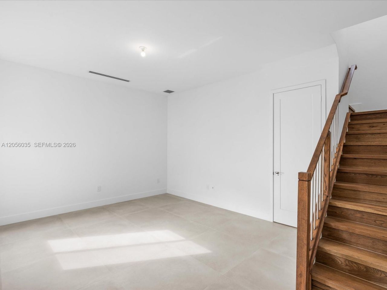 19701 NE 16 Pl , Miami, FL 33179 Photo