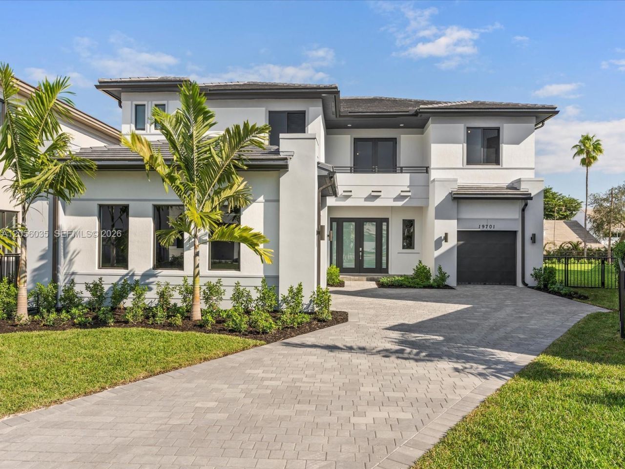19701 NE 16 Pl , Miami, FL 33179 Photo