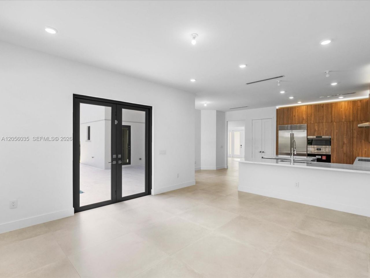 19701 NE 16 Pl , Miami, FL 33179 Photo