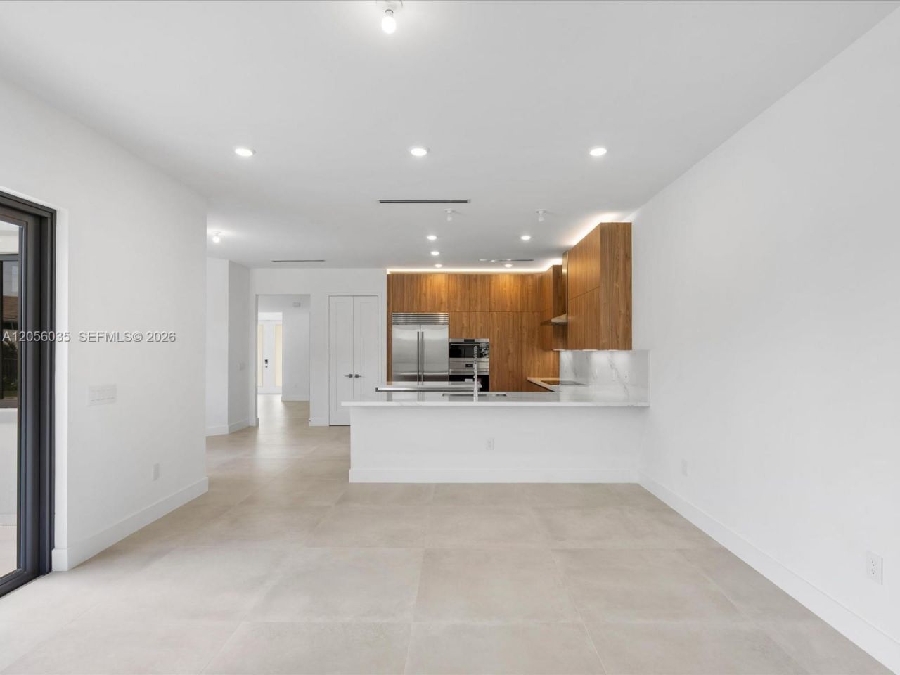 19701 NE 16 Pl , Miami, FL 33179 Photo