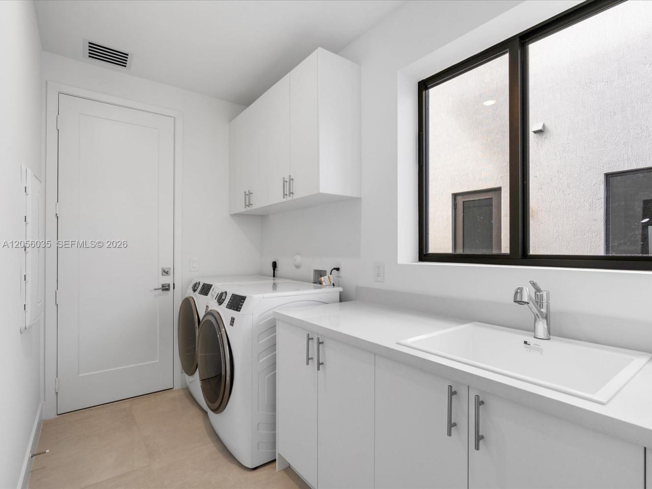 19701 NE 16 Pl , Miami, FL 33179 Photo