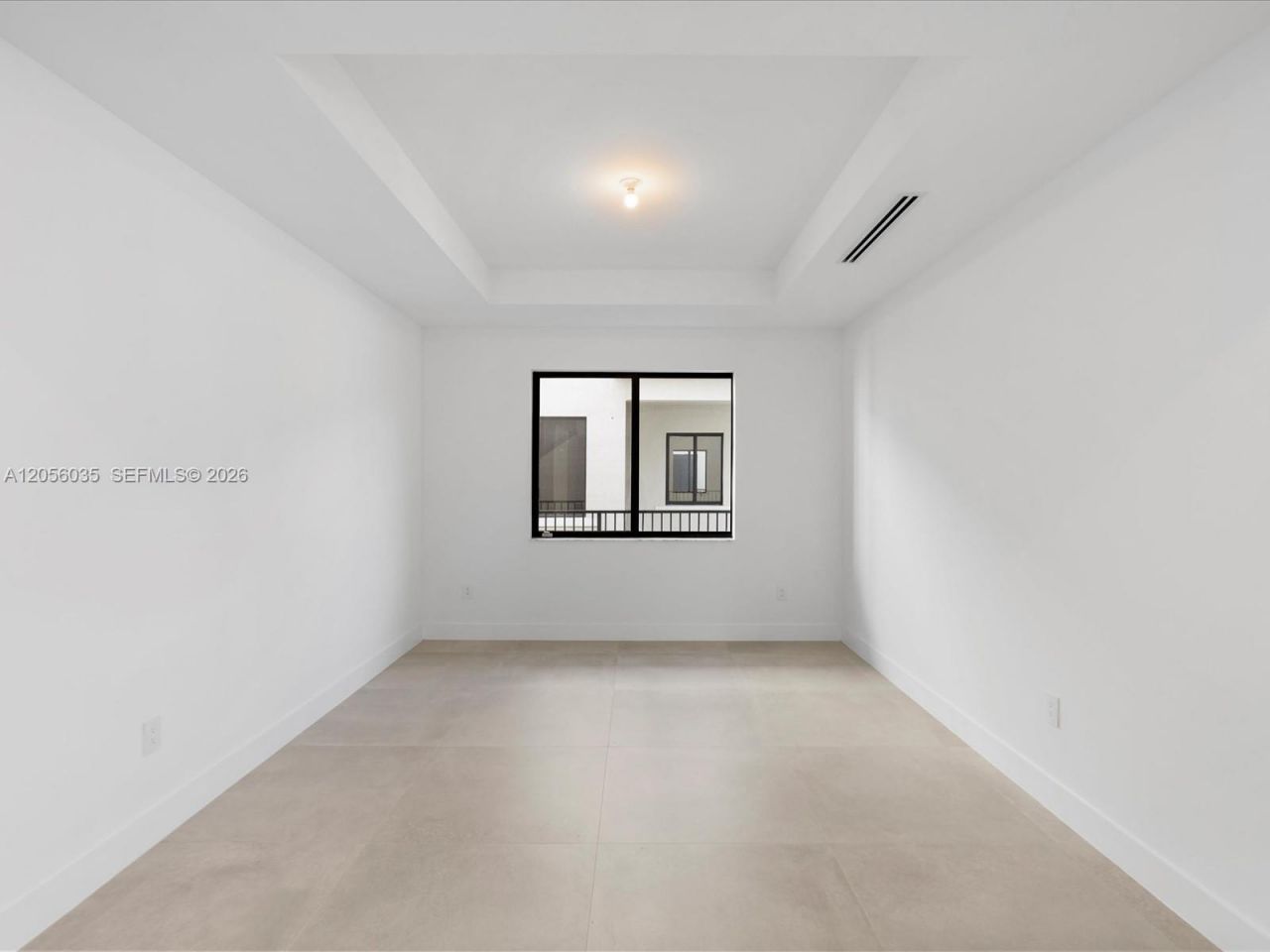 19701 NE 16 Pl , Miami, FL 33179 Photo