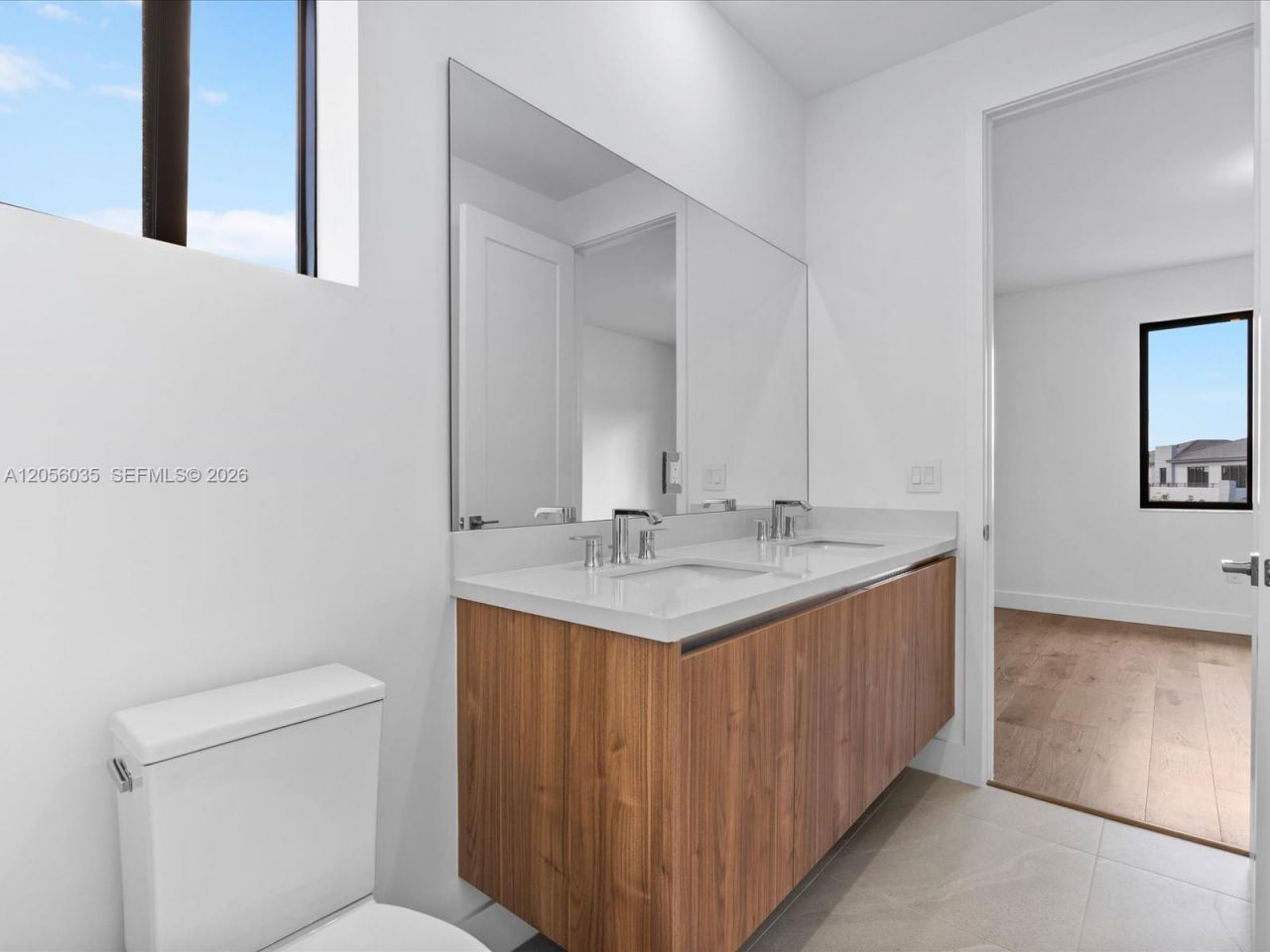 19701 NE 16 Pl , Miami, FL 33179 Photo