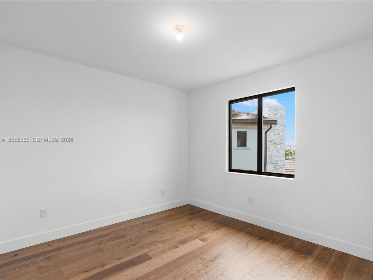 19701 NE 16 Pl , Miami, FL 33179 Photo