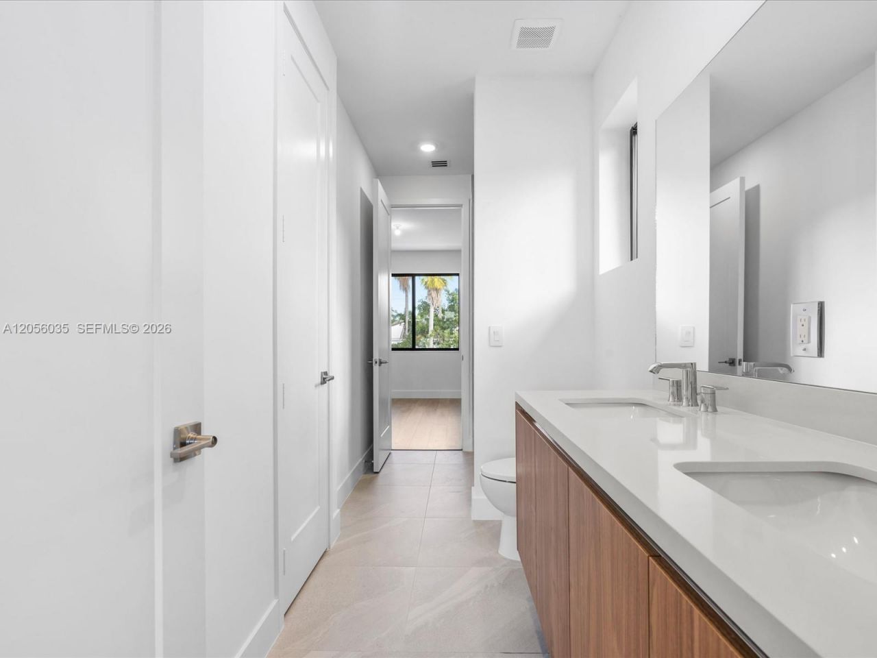 19701 NE 16 Pl , Miami, FL 33179 Photo
