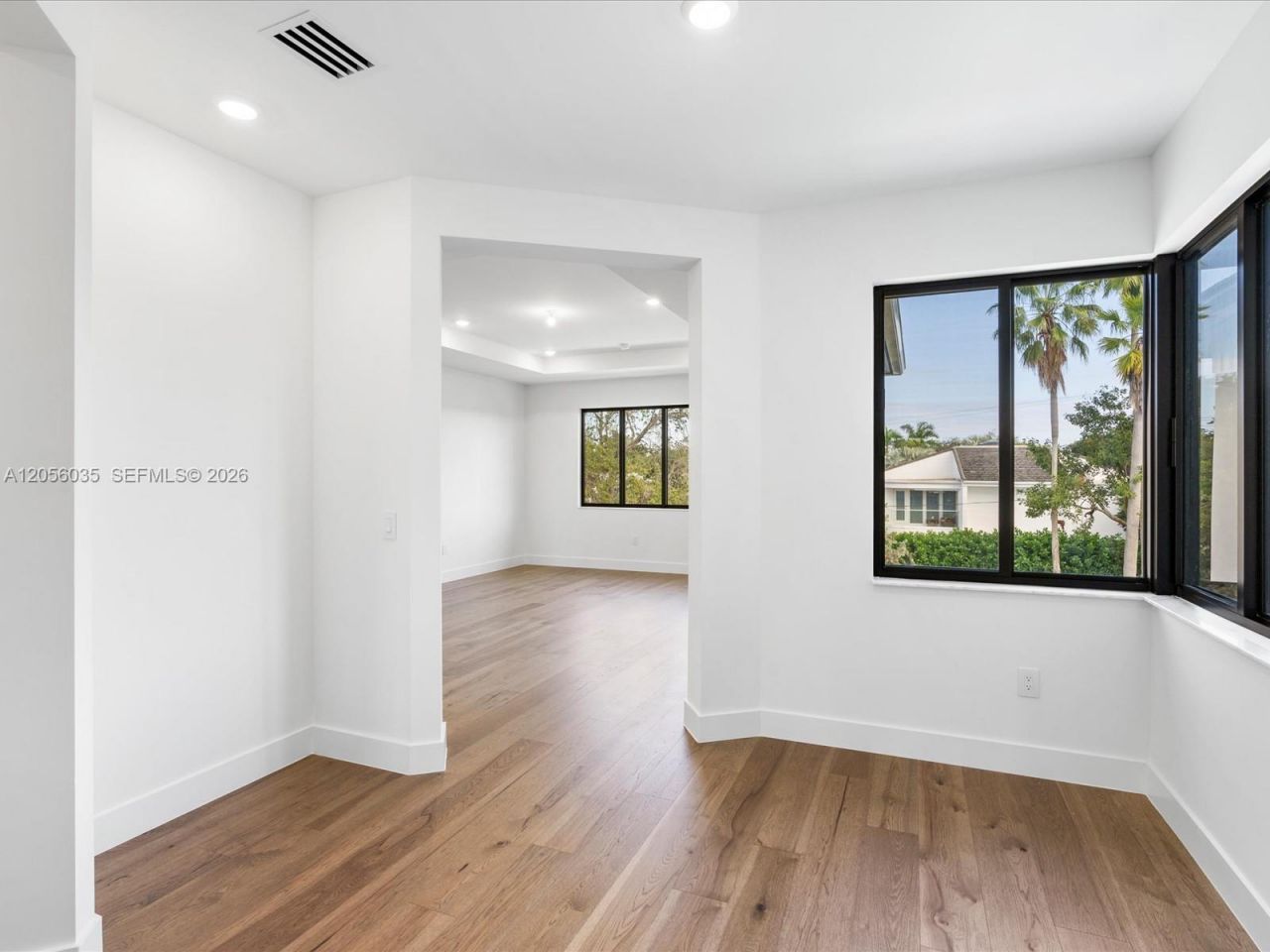19701 NE 16 Pl , Miami, FL 33179 Photo