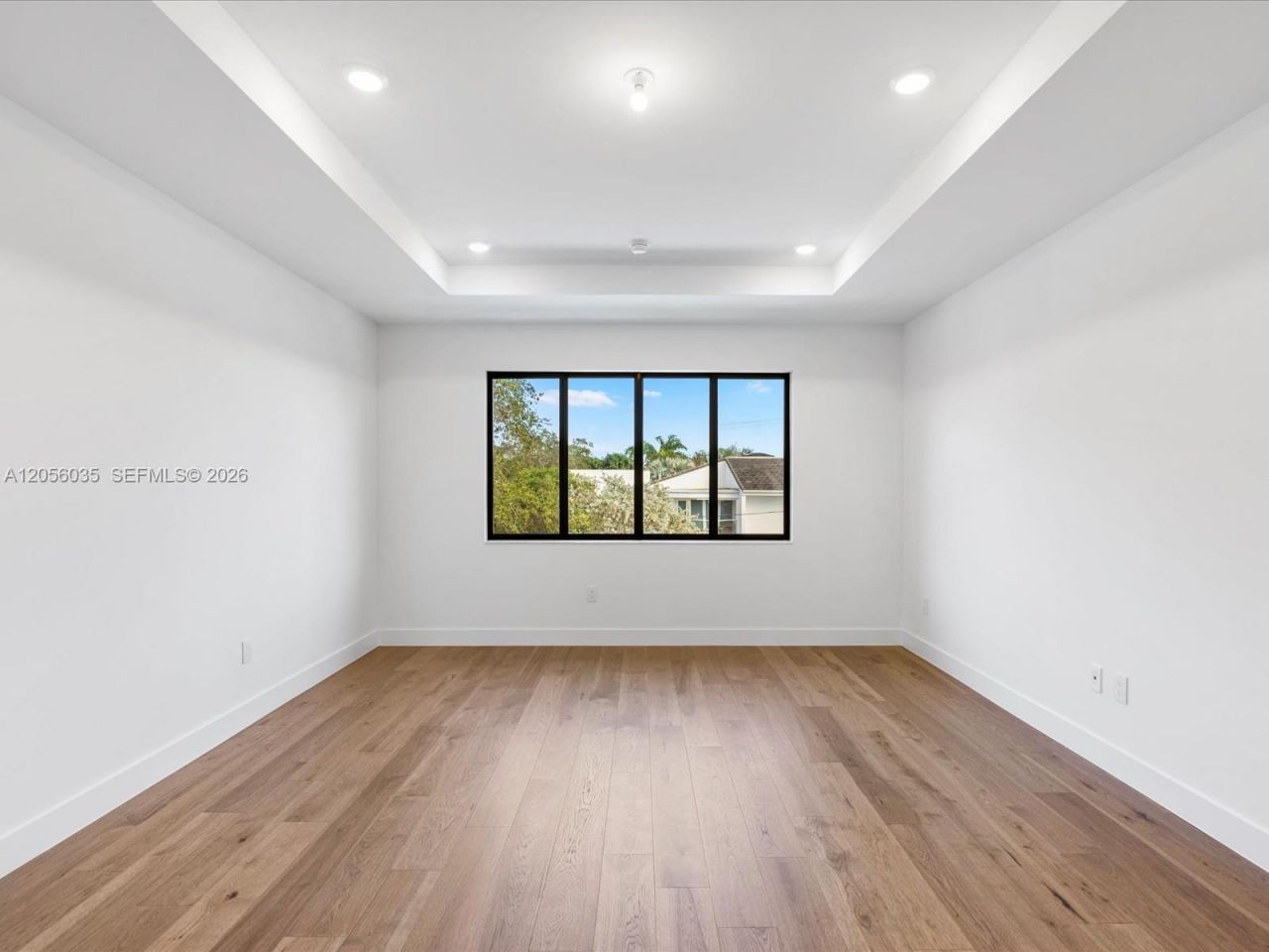 19701 NE 16 Pl , Miami, FL 33179 Photo