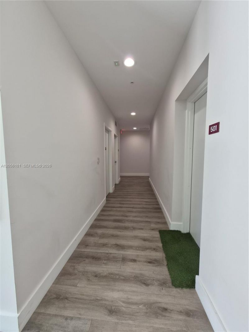 1938 Jackson St, Unit 502, Hollywood, FL 33020 Photo