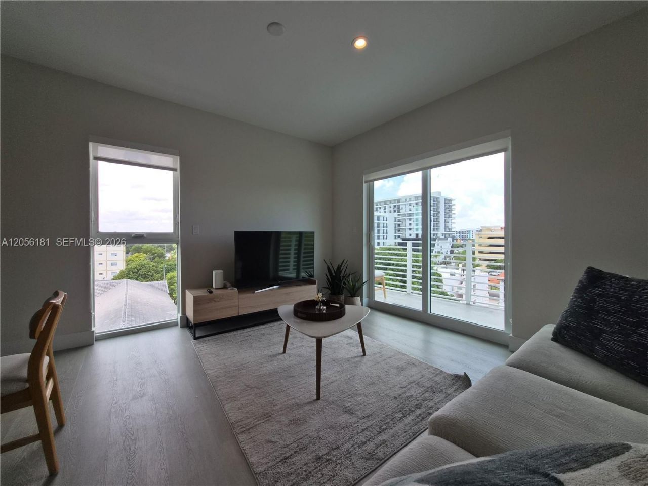 1938 Jackson St, Unit 502, Hollywood, FL 33020 Photo
