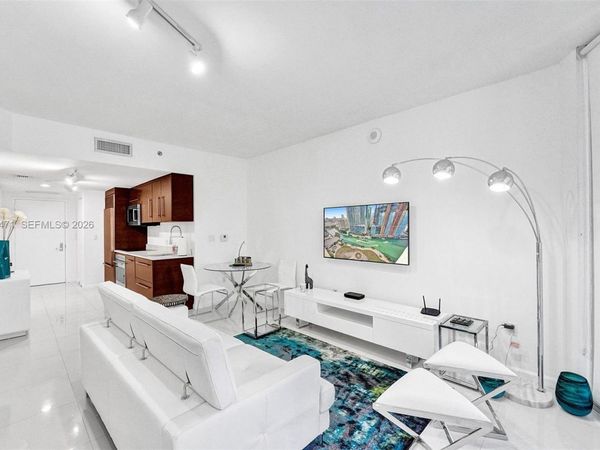 475 Brickell Ave , Unit 2708, Miami, FL 33131