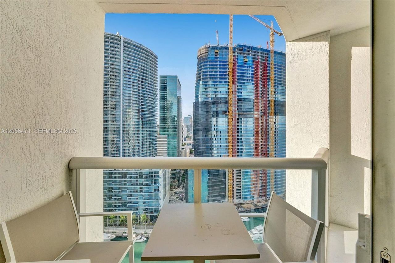 475 Brickell Ave , Unit 2708, Miami, FL 33131 Photo