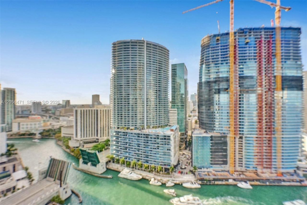 475 Brickell Ave , Unit 2708, Miami, FL 33131 Photo