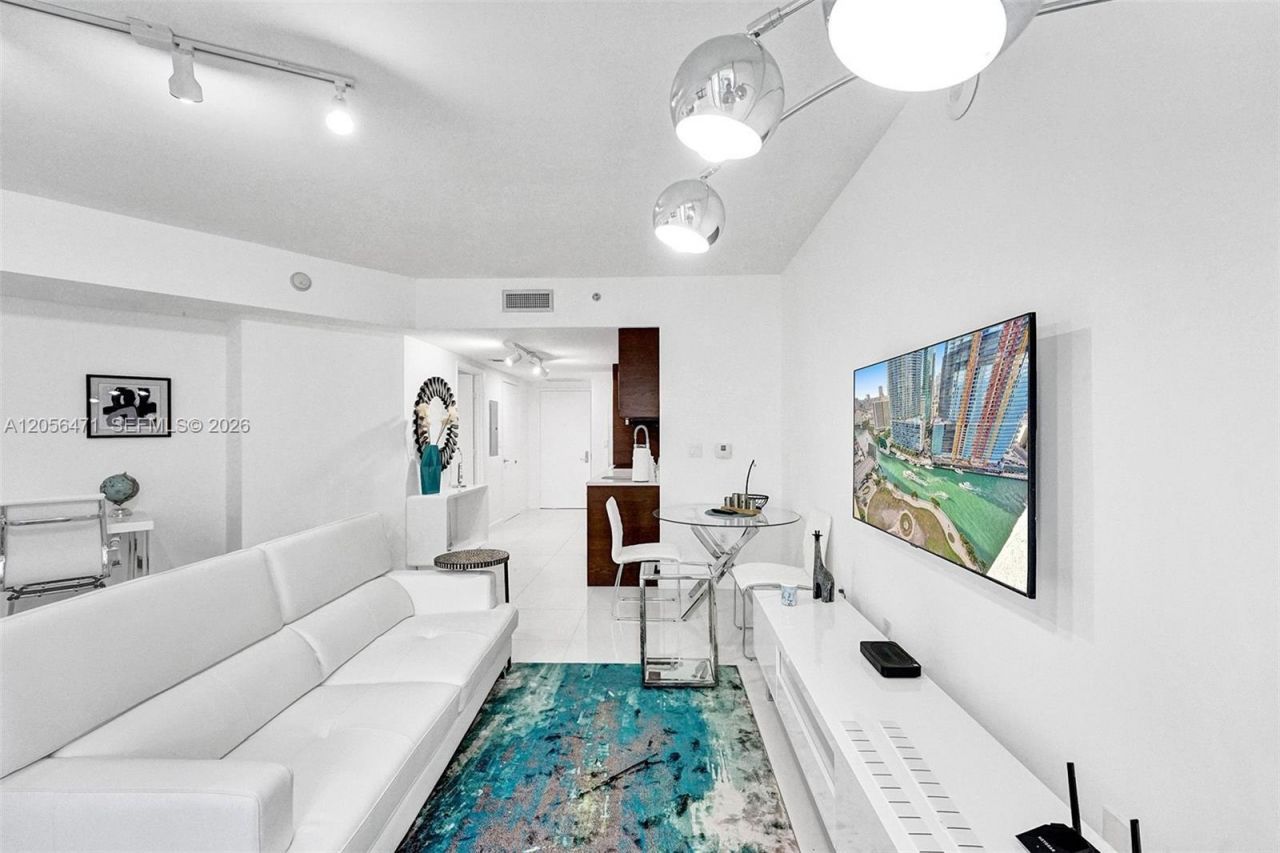 475 Brickell Ave , Unit 2708, Miami, FL 33131 Photo