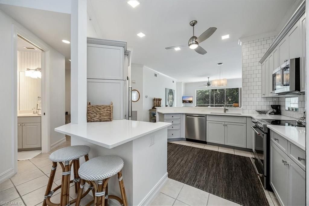 700 Bentwater Cir, Unit 104, Naples, FL 34108 Photo
