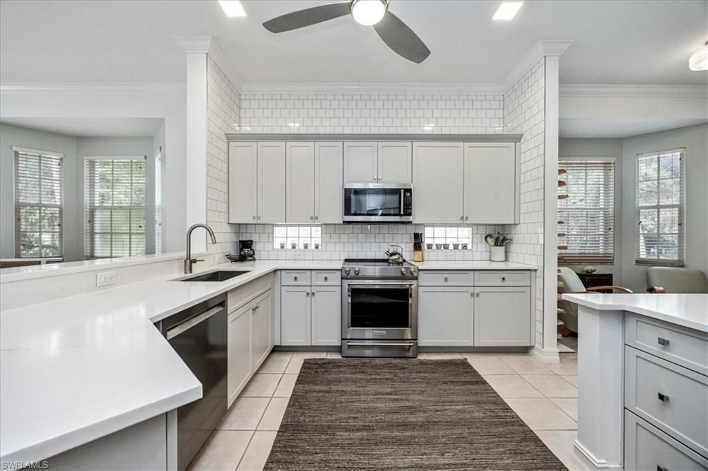700 Bentwater Cir, Unit 104, Naples, FL 34108 Photo
