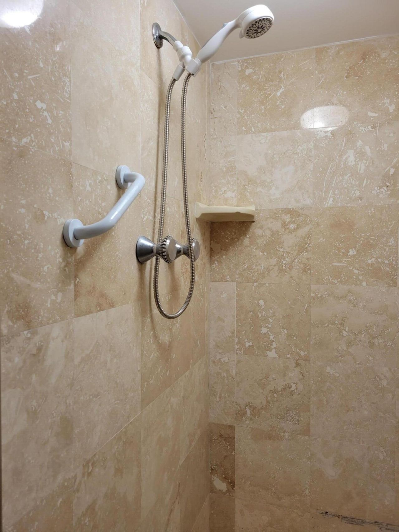 19707 Turnberry Way, Unit 14D, Aventura, FL 33180 Photo