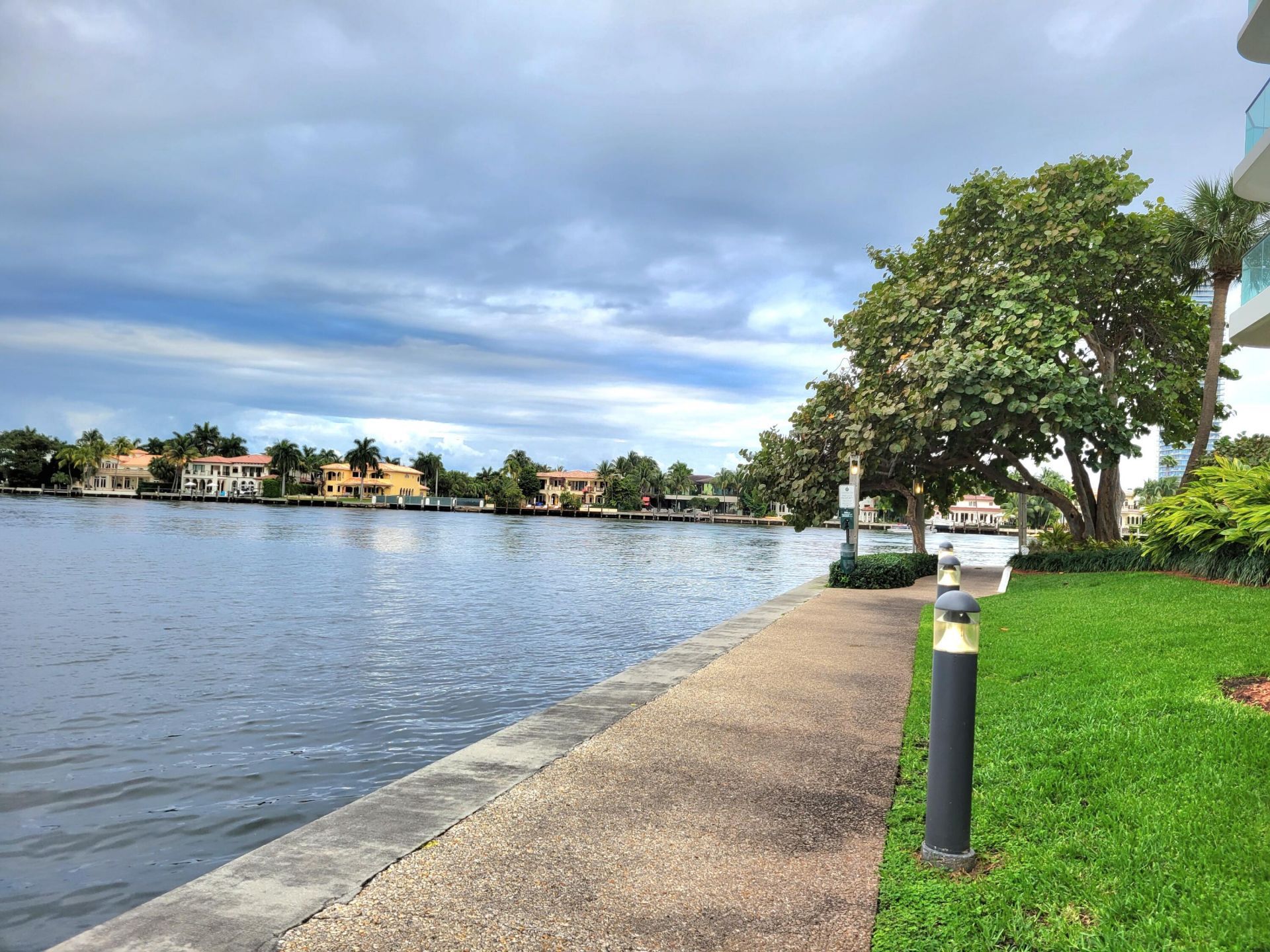 19707 Turnberry Way, Unit 14D, Aventura, FL 33180 Photo