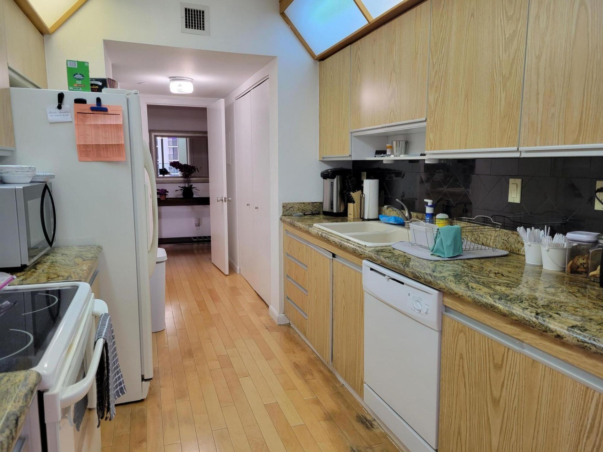 19707 Turnberry Way, Unit 14D, Aventura, FL 33180 Photo