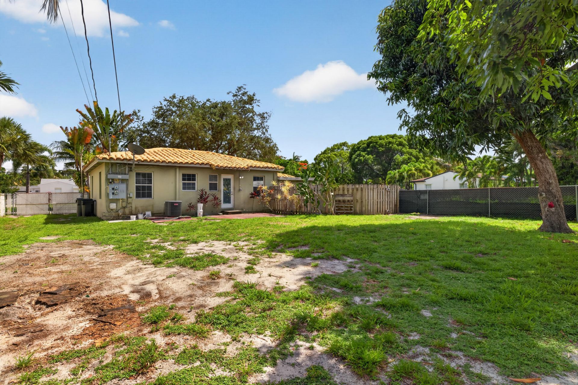 423 SW 11th Court, Unit A, Fort Lauderdale, FL 33315 Photo