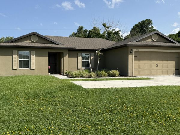 2916 SE Melaleuca Boulevard, Port Saint Lucie, FL 34952