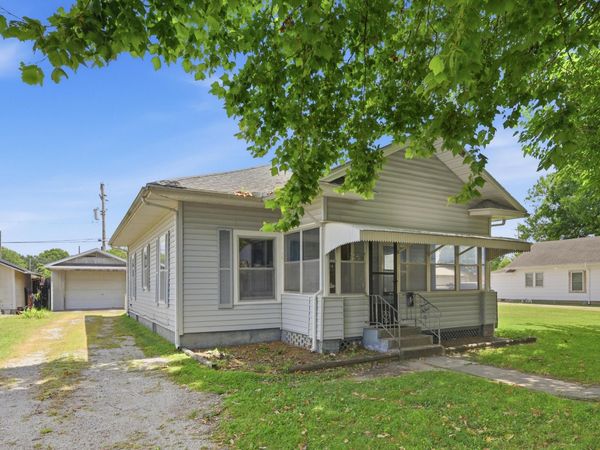 1918 Park Avenue , Baxter Springs, KS 66713