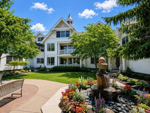 205 Mill Street , Unit S204, Excelsior, MN 55331