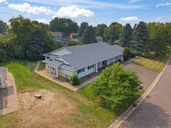 1105 Bartosh Lane , Unit 1, River Falls, WI 54022