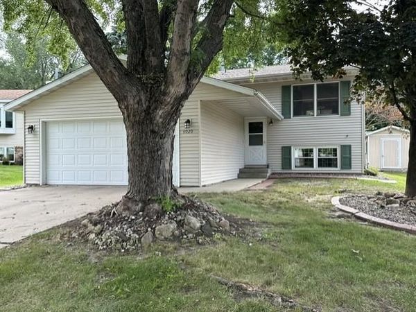 4020 Baffin Lane NE, Rochester, MN 55906