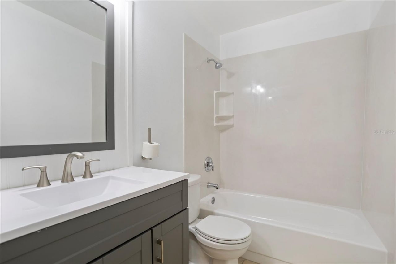 1921 Bonneville Drive, Orlando, FL 32826 Photo