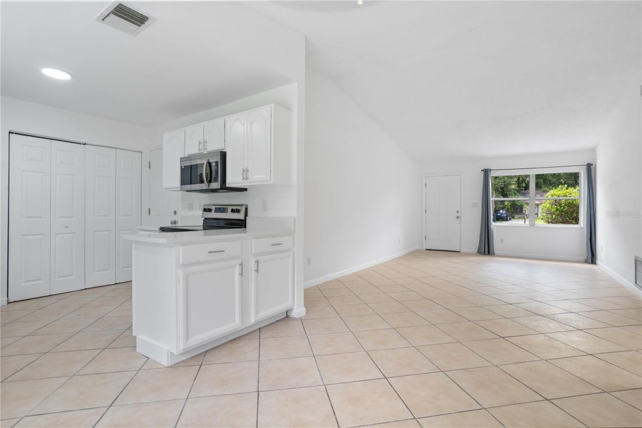 1921 Bonneville Drive, Orlando, FL 32826 Photo