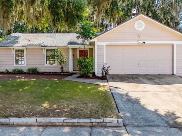 401 HAGER DRIVE, OCOEE, FL 34761