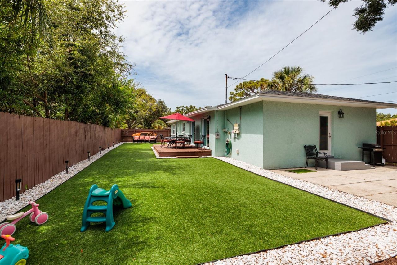 801 61st Street N, Saint Petersburg, FL 33710 Photo