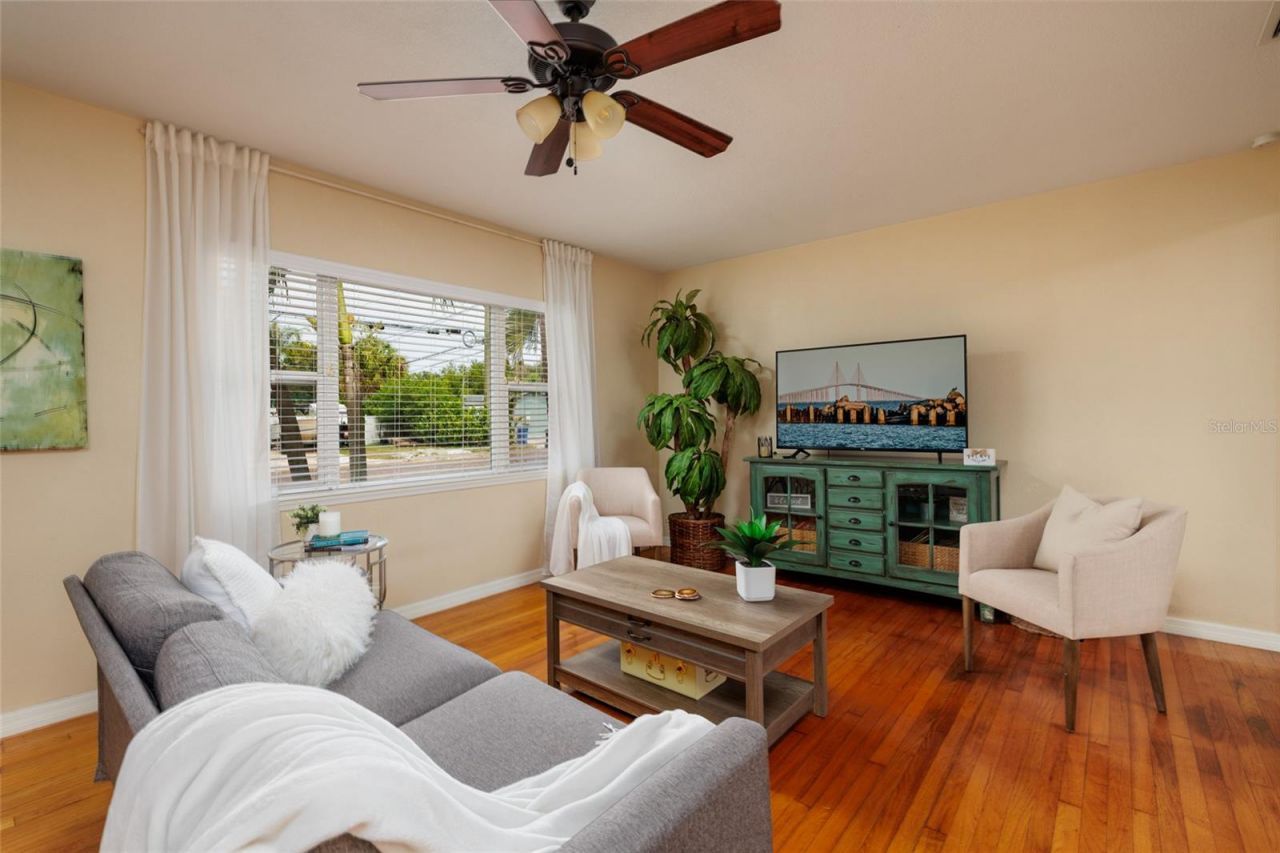 801 61st Street N, Saint Petersburg, FL 33710 Photo