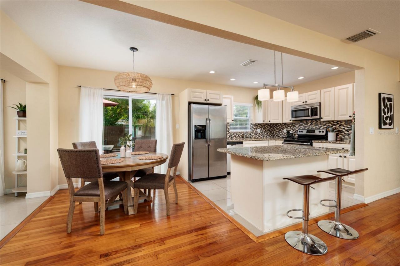 801 61st Street N, Saint Petersburg, FL 33710 Photo
