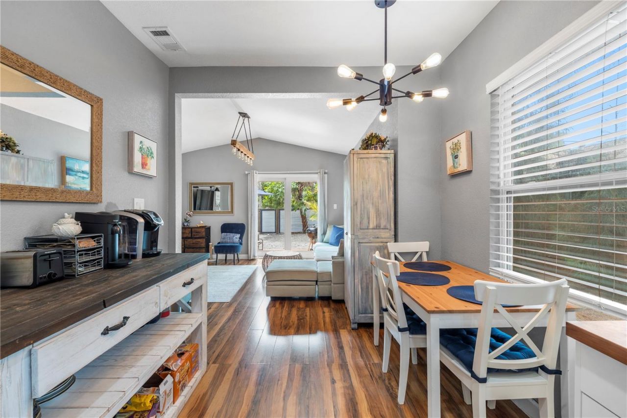 2101 43rd Street S, Saint Petersburg, FL 33711 Photo