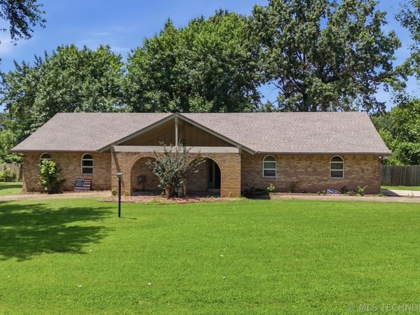 8912 S 200th East Avenue , Broken Arrow, OK 74014