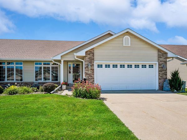 619 Trail Ridge Road, Indianola, IA 50125