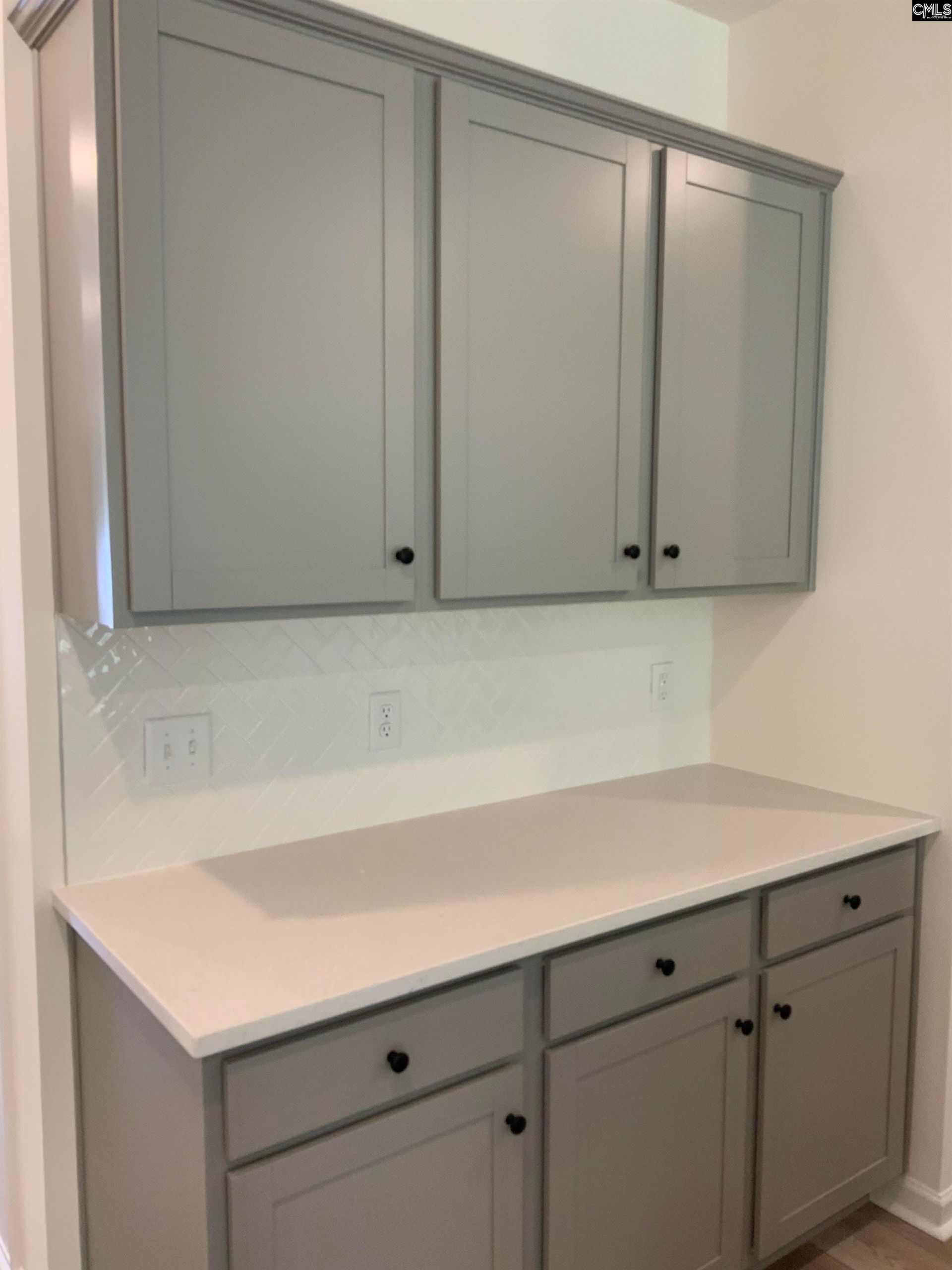 2020 Armada Road  Photo 10