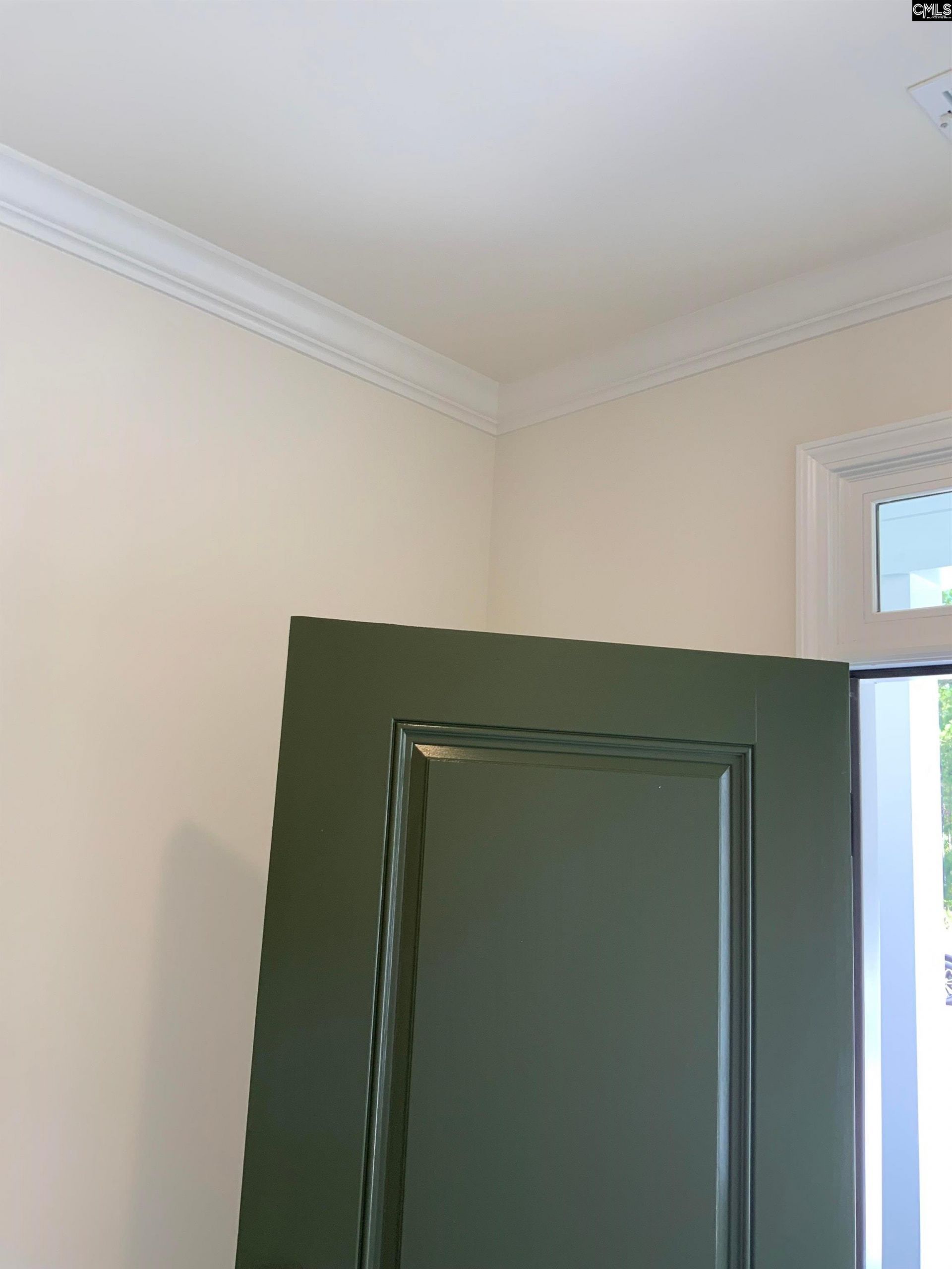 2020 Armada Road  Photo 11