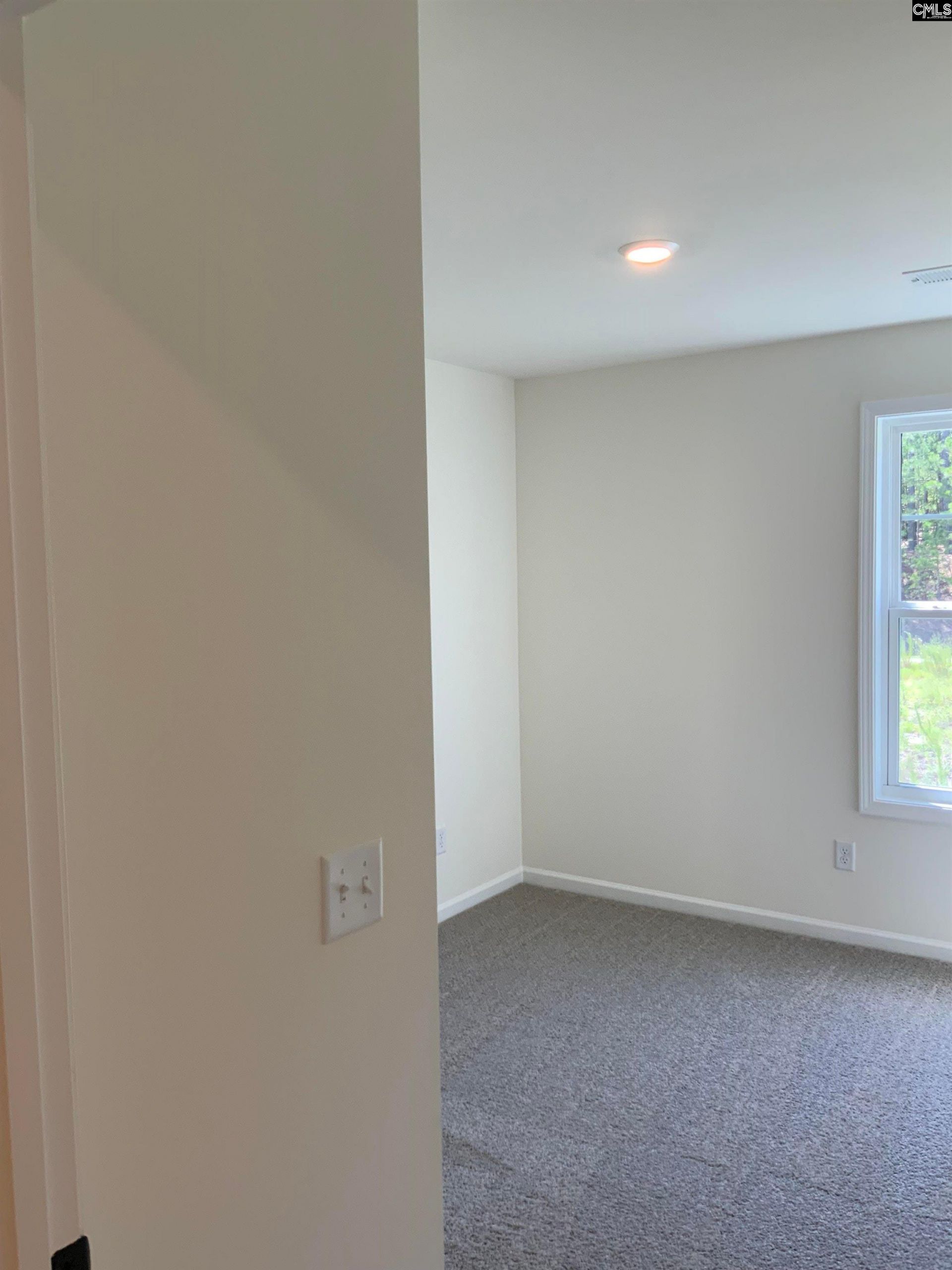 2020 Armada Road  Photo 16