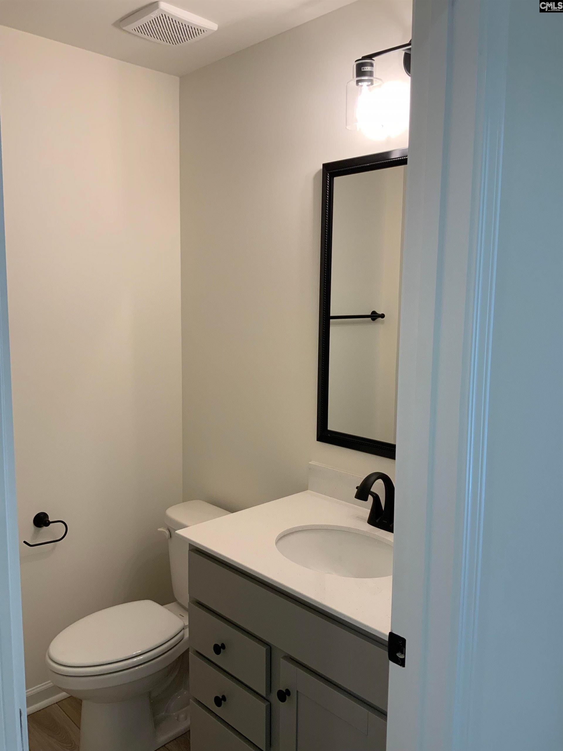 2020 Armada Road  Photo 22