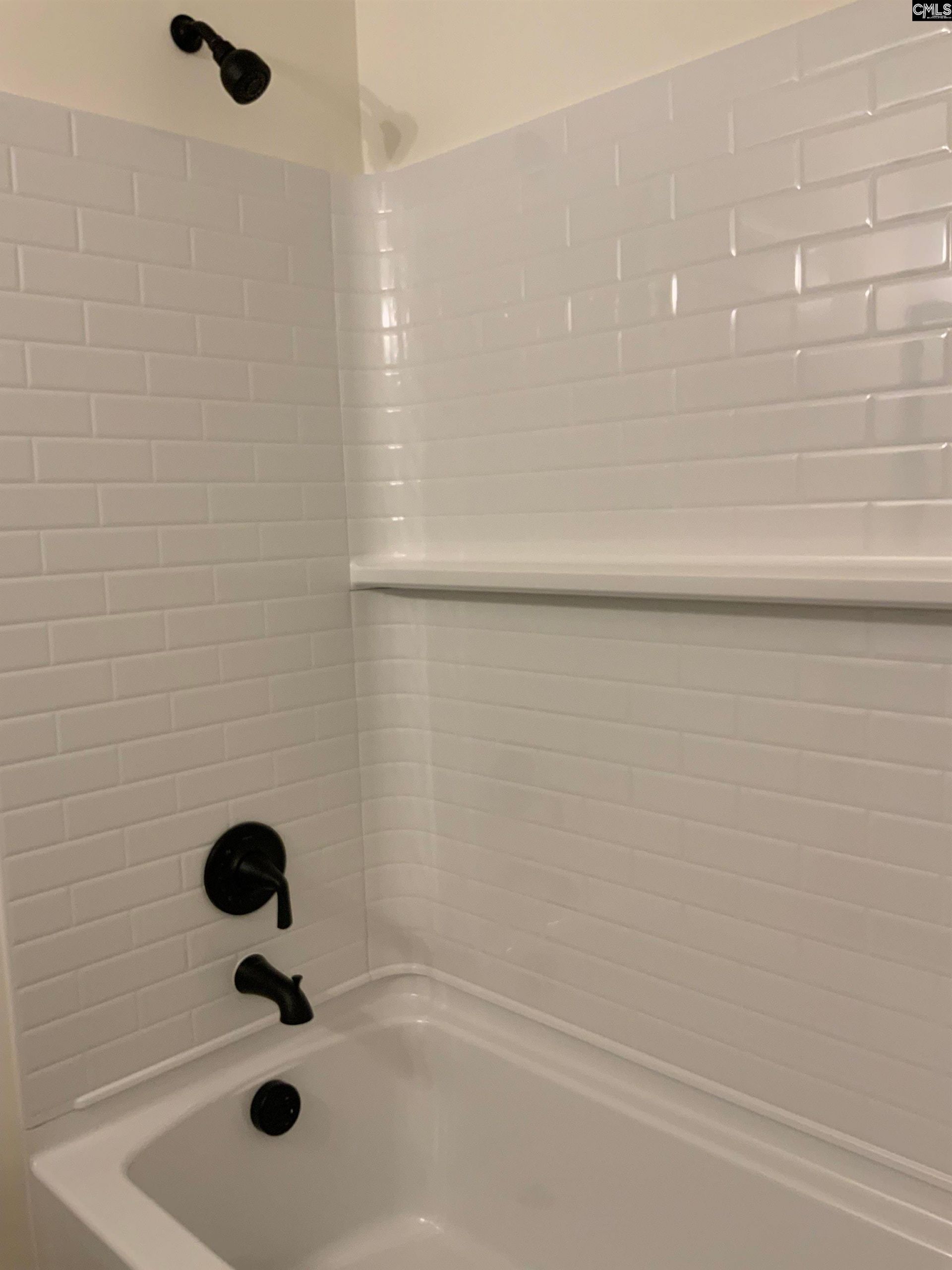 2020 Armada Road  Photo 24