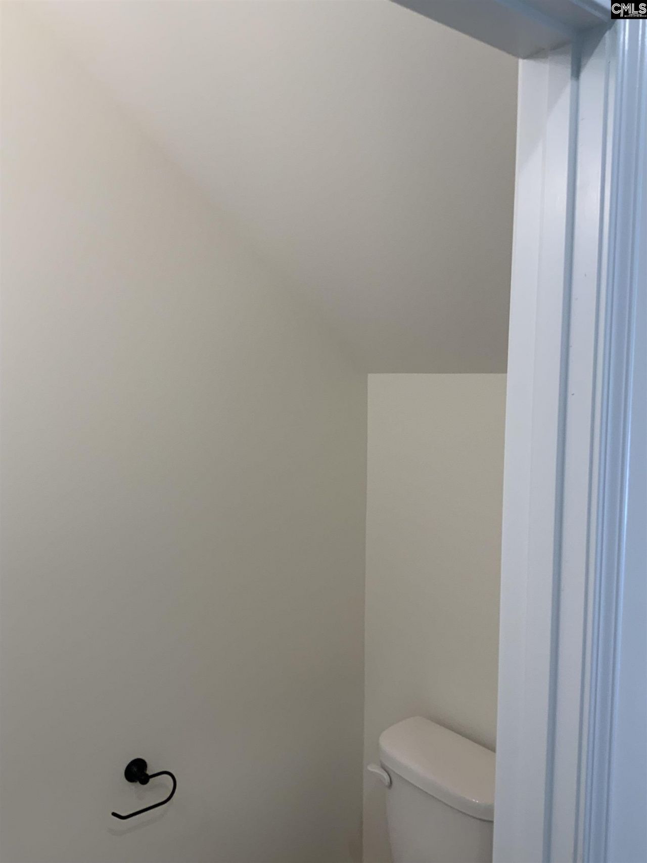 2020 Armada Road  Photo 4