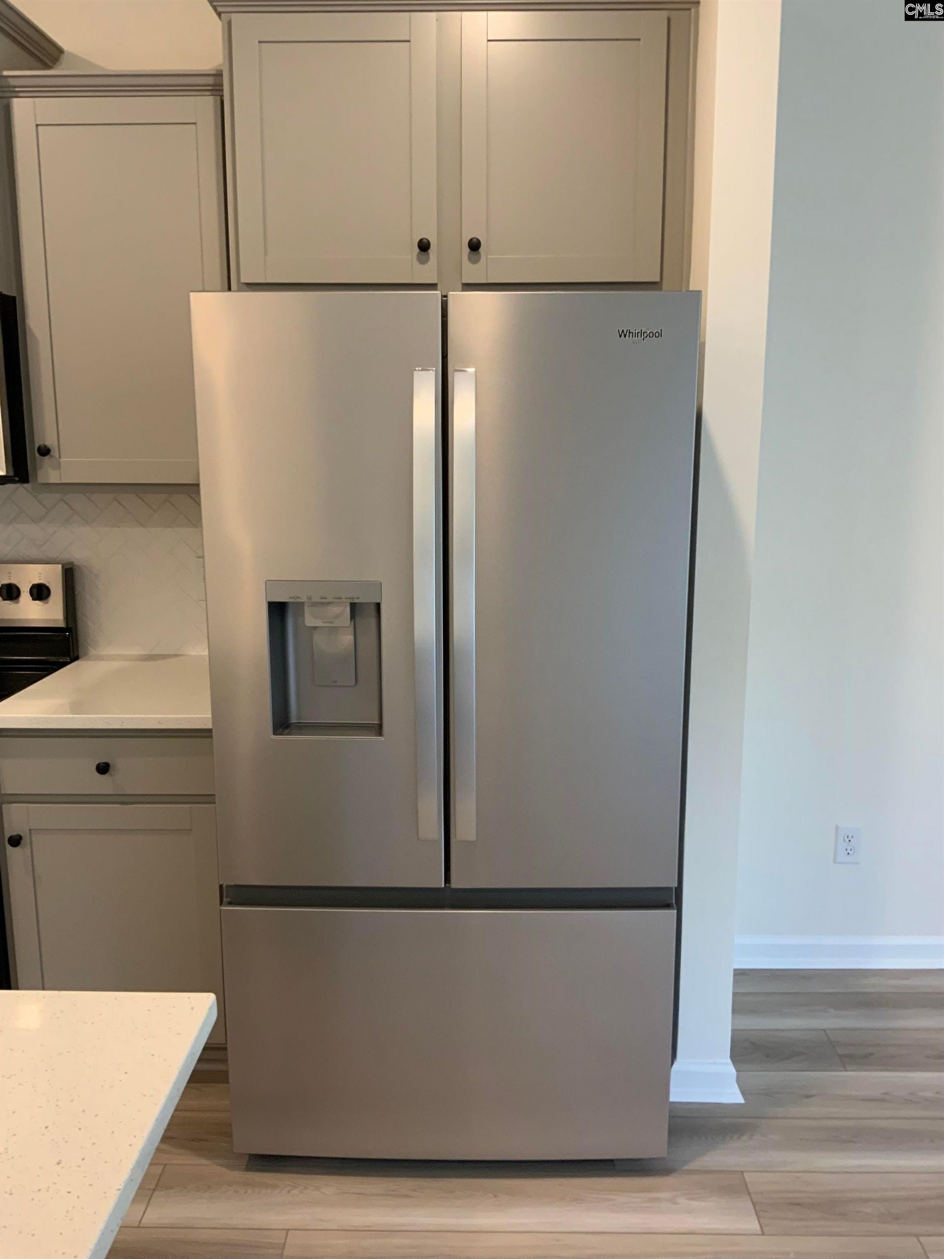 2020 Armada Road  Photo 41