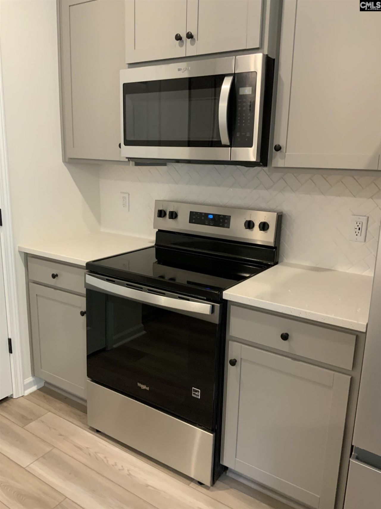 2020 Armada Road  Photo 42