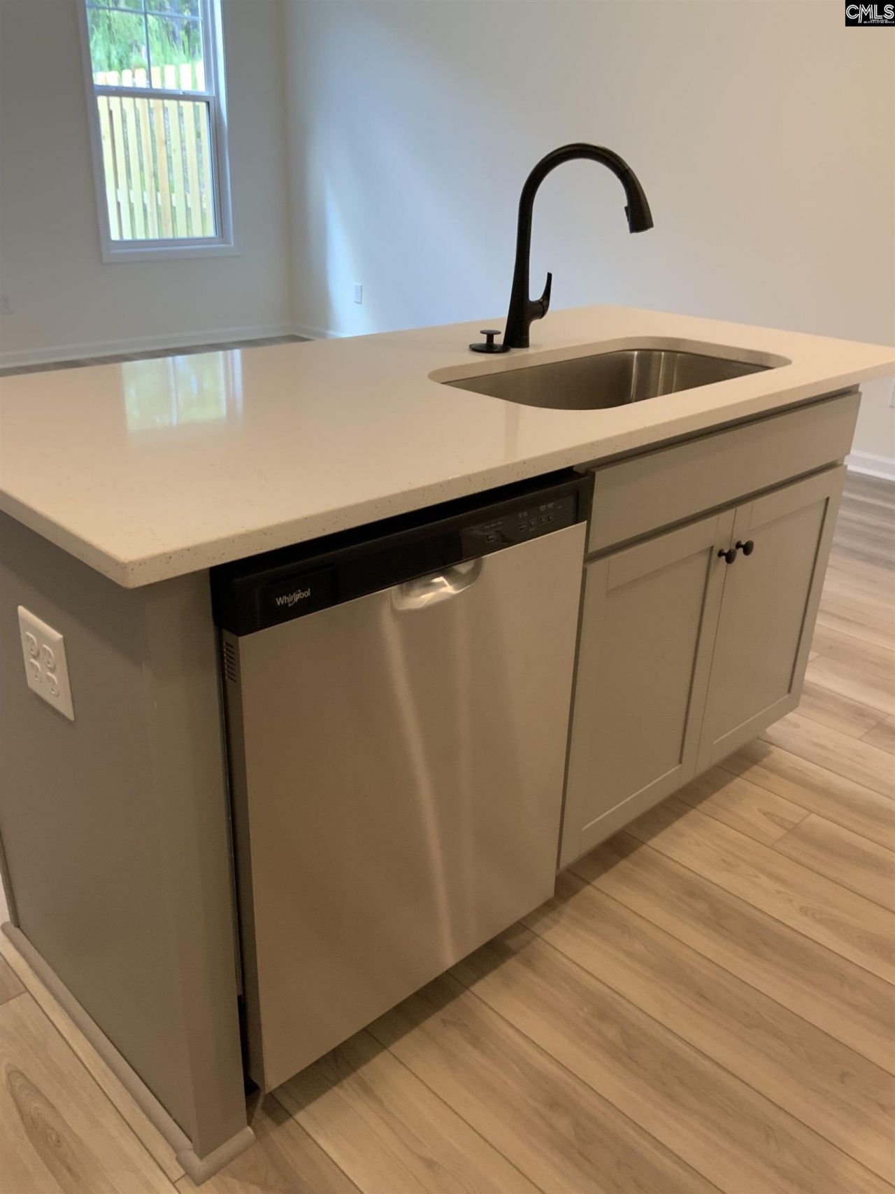 2020 Armada Road  Photo 43