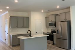 2020 Armada Road  photo 4