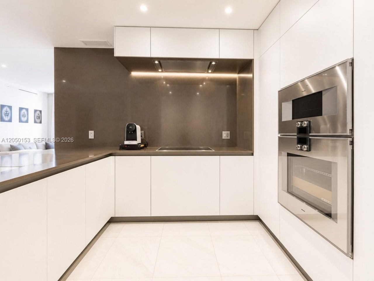 300 Biscayne Boulevard Way , Unit 2609W, Miami, FL 33131 Photo